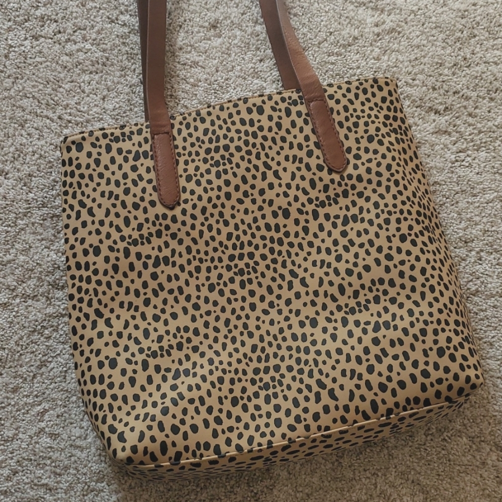 Leopard print bag
